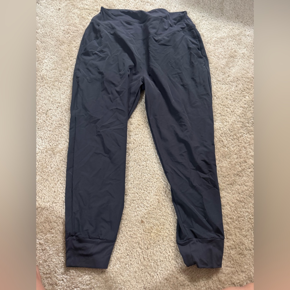 Patagonia Charcoal Leggings - New - Never worn